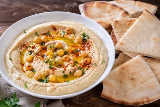 Hummus/ w Pita